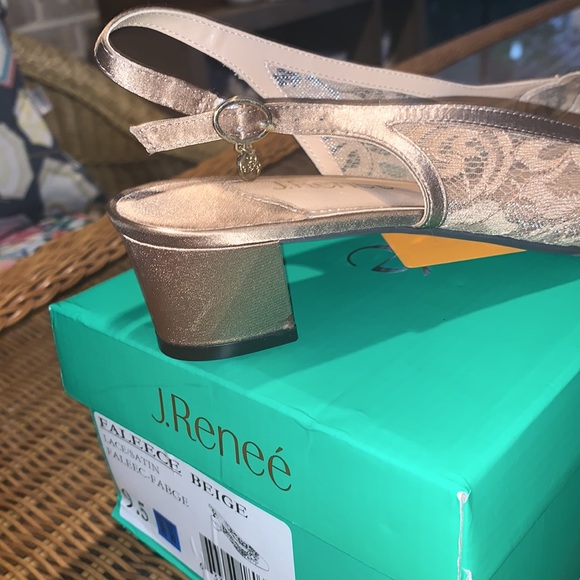 J Renee Faleece Lace/Satin Shoes - Picture 4 of 7